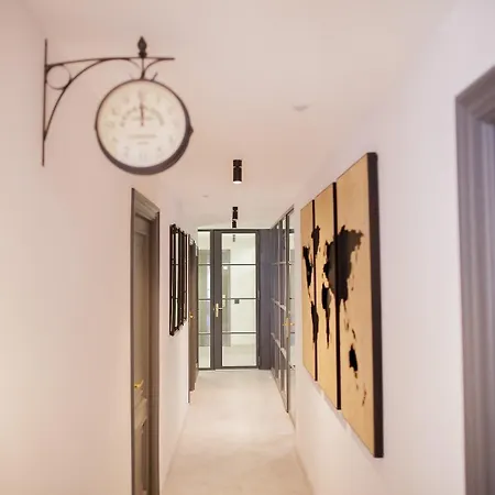 La Aduana - The Experience Pensionat 4*
