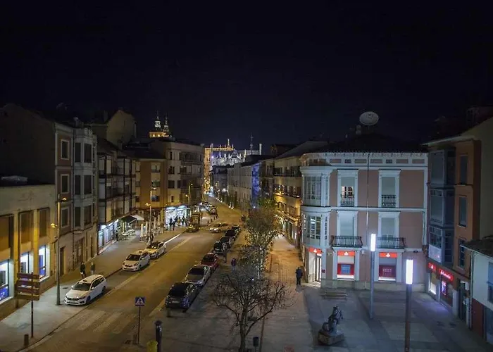 La Aduana - The Experience أستورغا