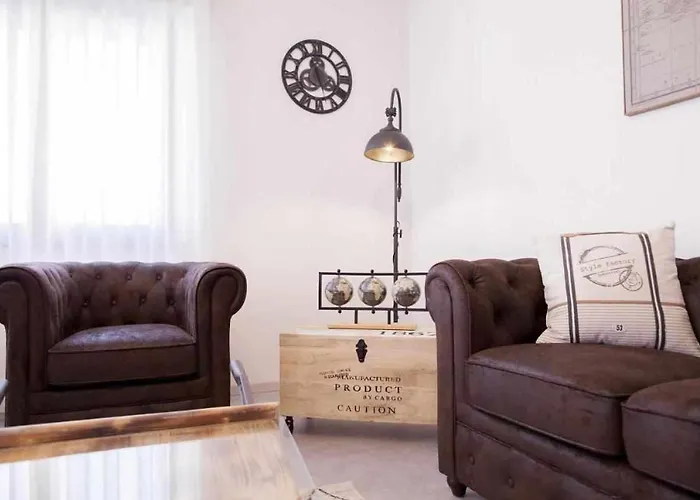 La Aduana - The Experience أستورغا