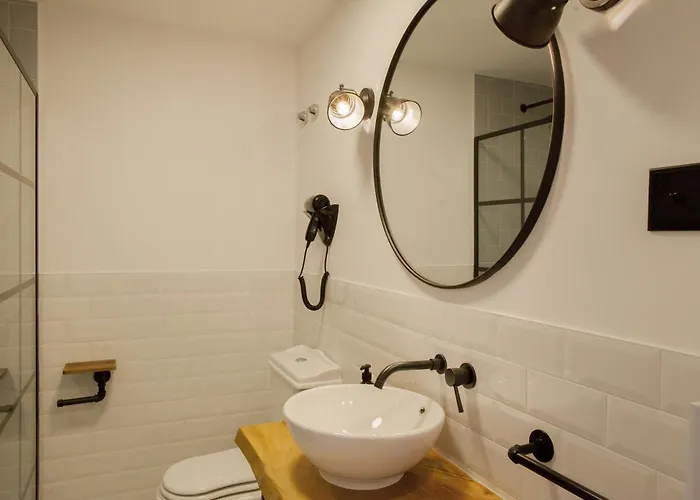 La Aduana - The Experience