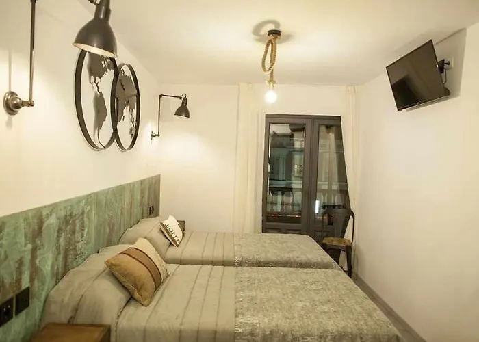 La Aduana - The Experience 3* 아스토르가