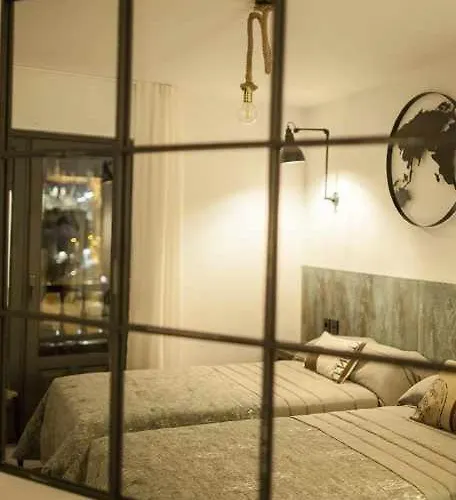 La Aduana - The Experience أستورغا