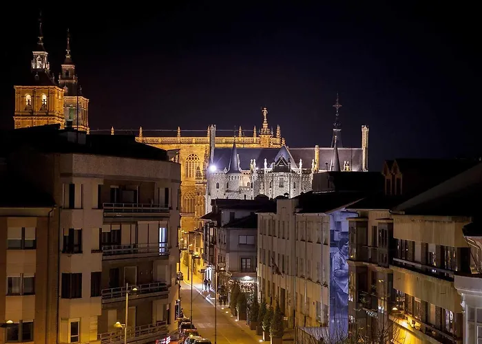 La Aduana - The Experience أستورغا